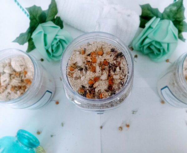 Soothing Oatmeal, Lavender & Chamomile Bath Soak